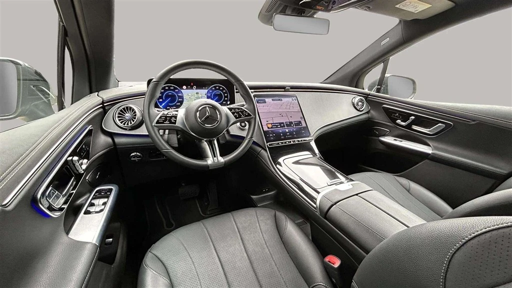 Mercedes-Benz-EQE-image-13