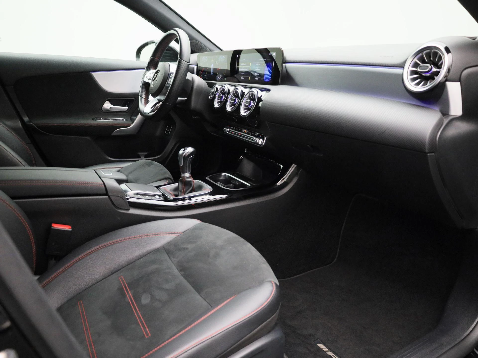 Mercedes-Benz-A-Klasse-image-38