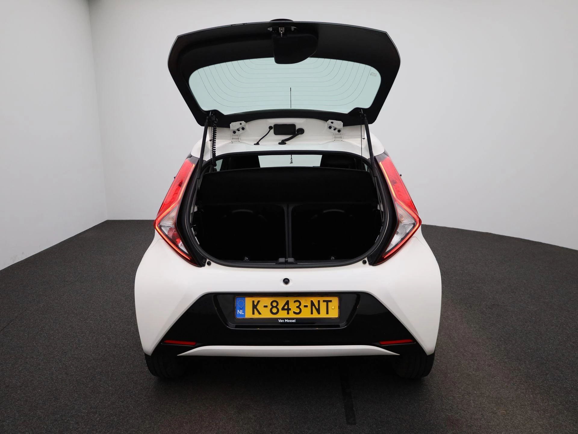 Toyota-Aygo-image-10