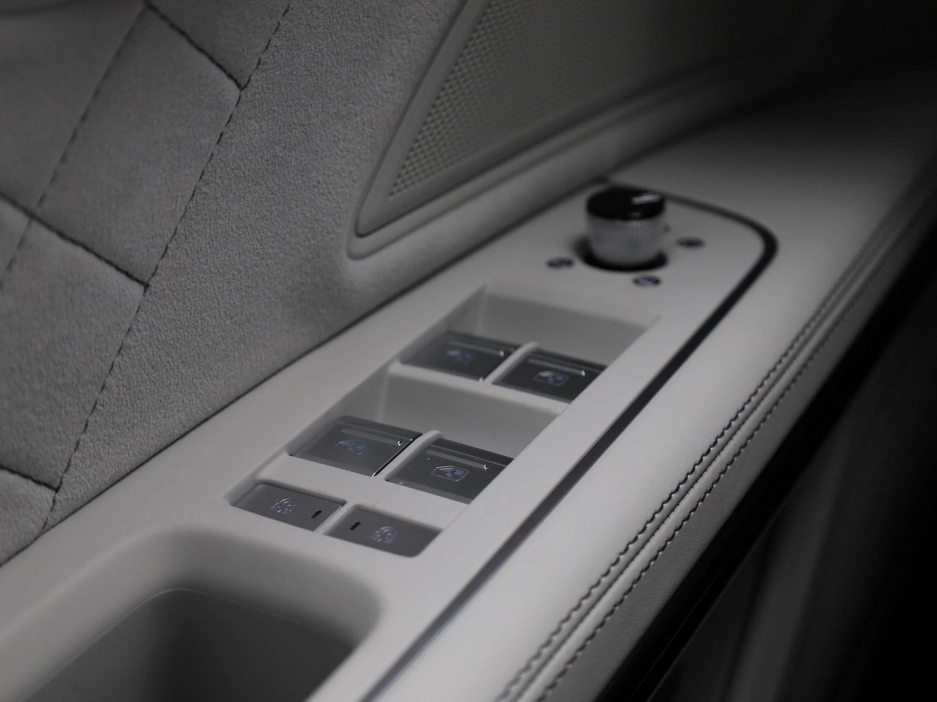 Audi-A8-image-33