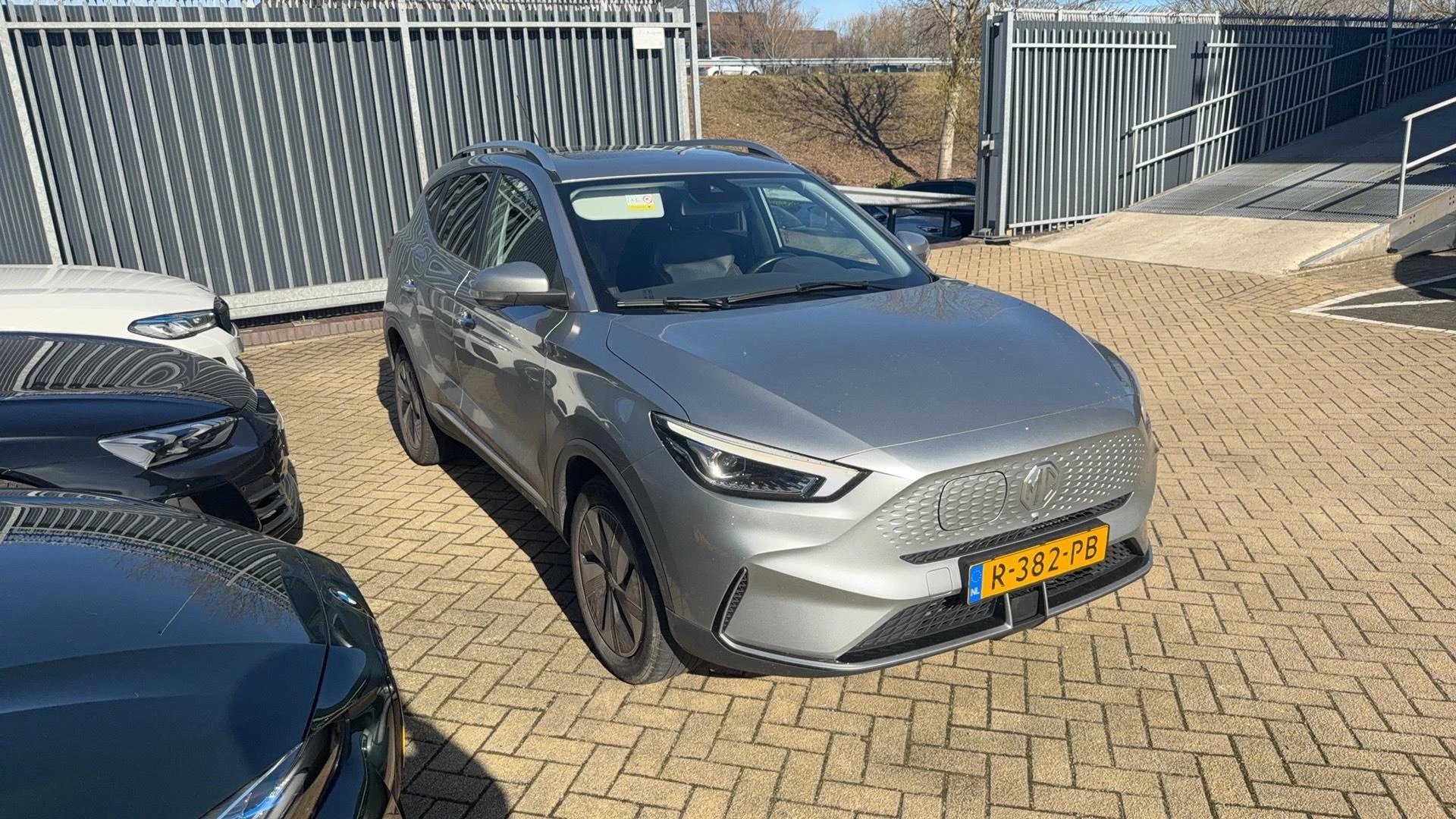 MG ZS EV Long Range Luxury 70 kWh