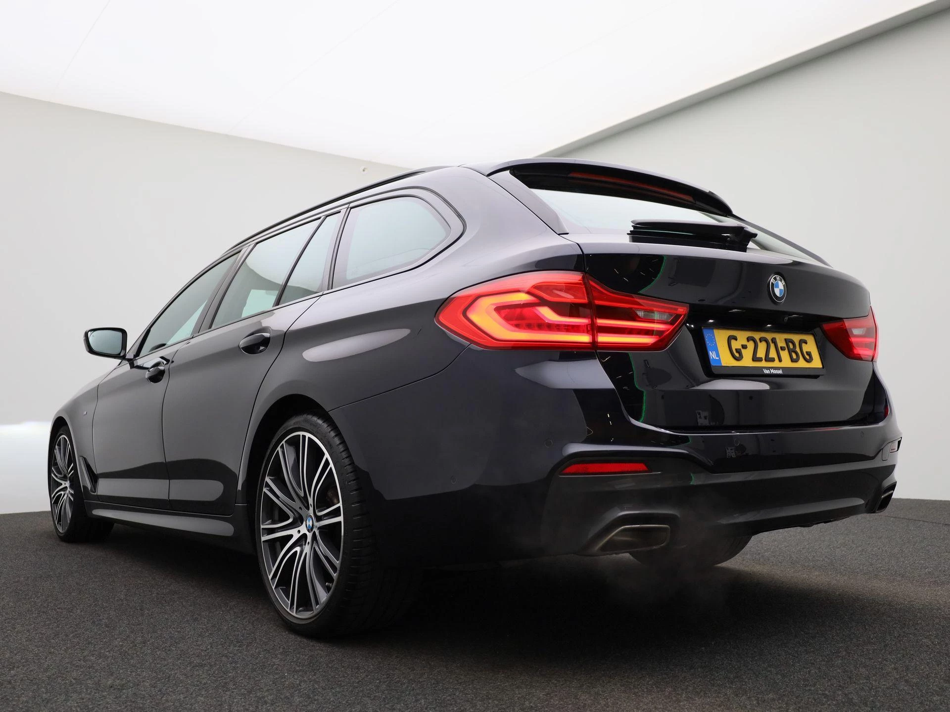 BMW 5 Serie Touring 520i High Executive Edition