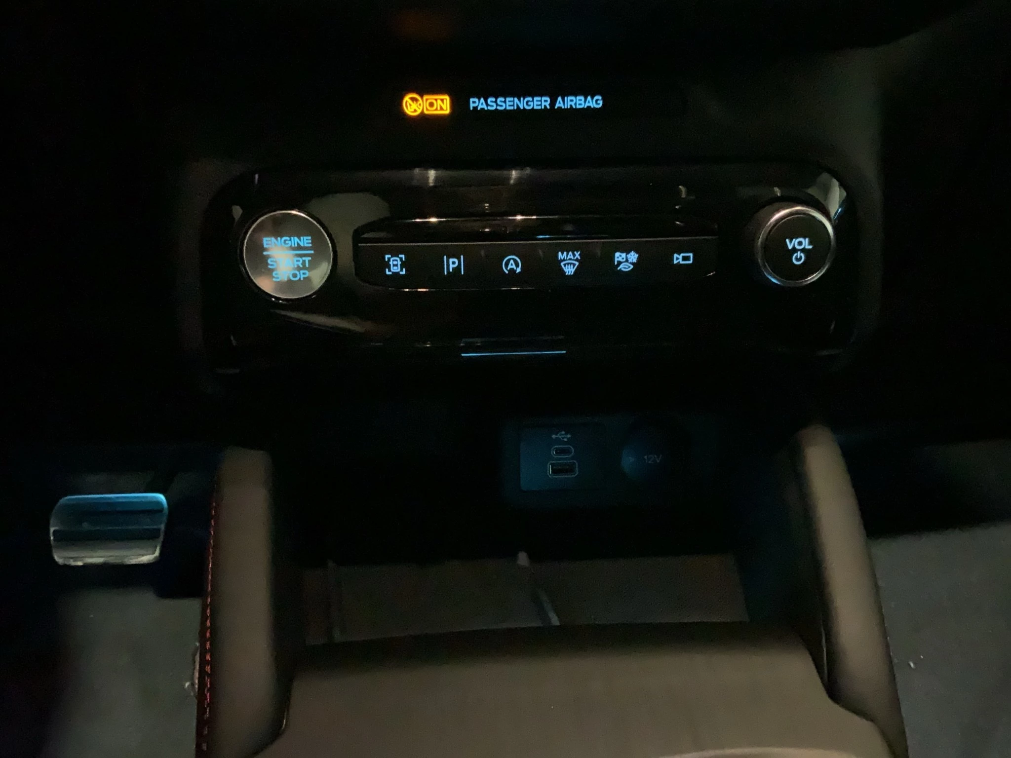 Ford Kuga ST-Line X Aut.*360GRAD*LED-MATRIX*NAVI*GRA*WINTER-PKT.