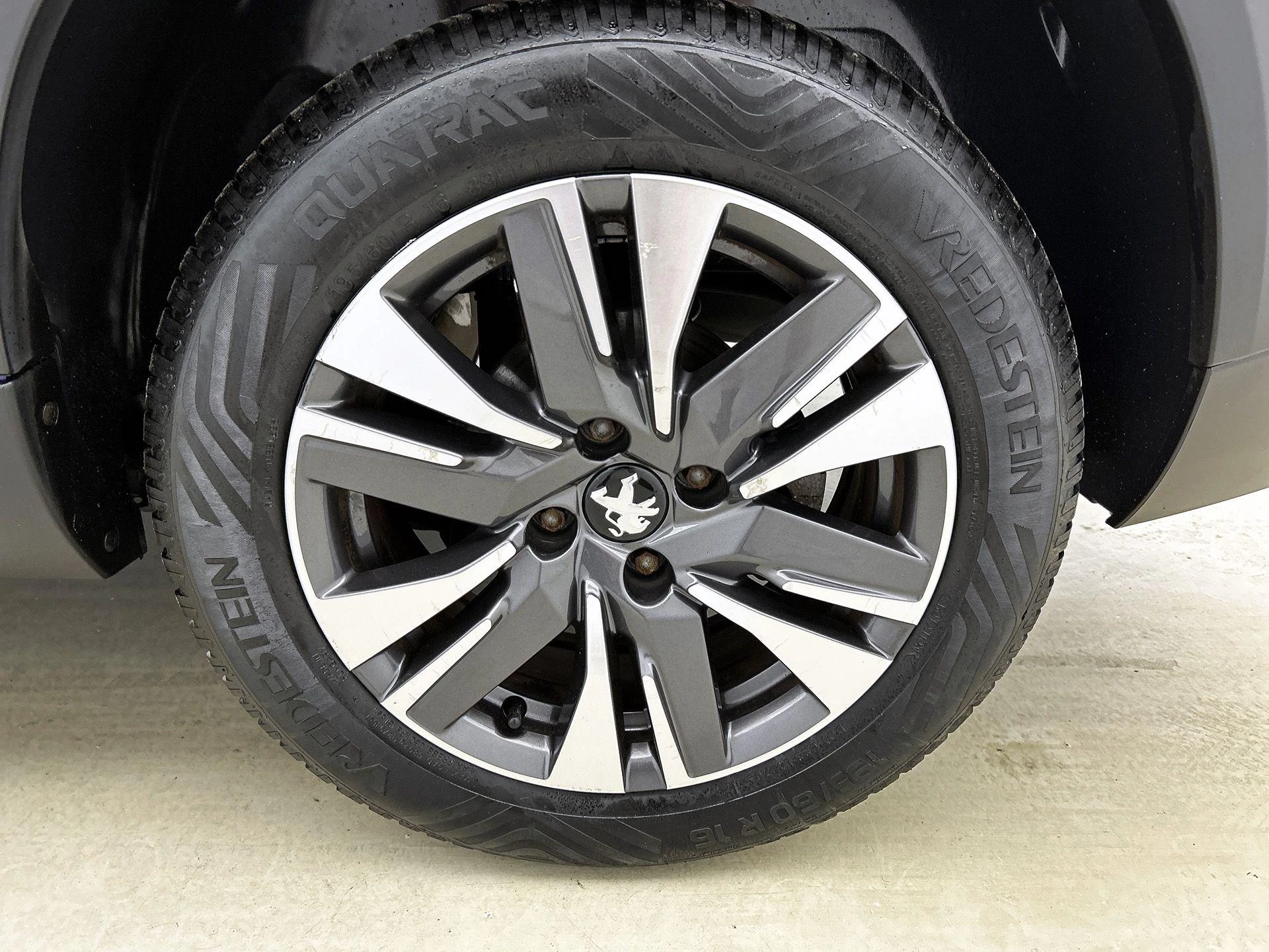 Peugeot 2008 1.2 PureTech Allure