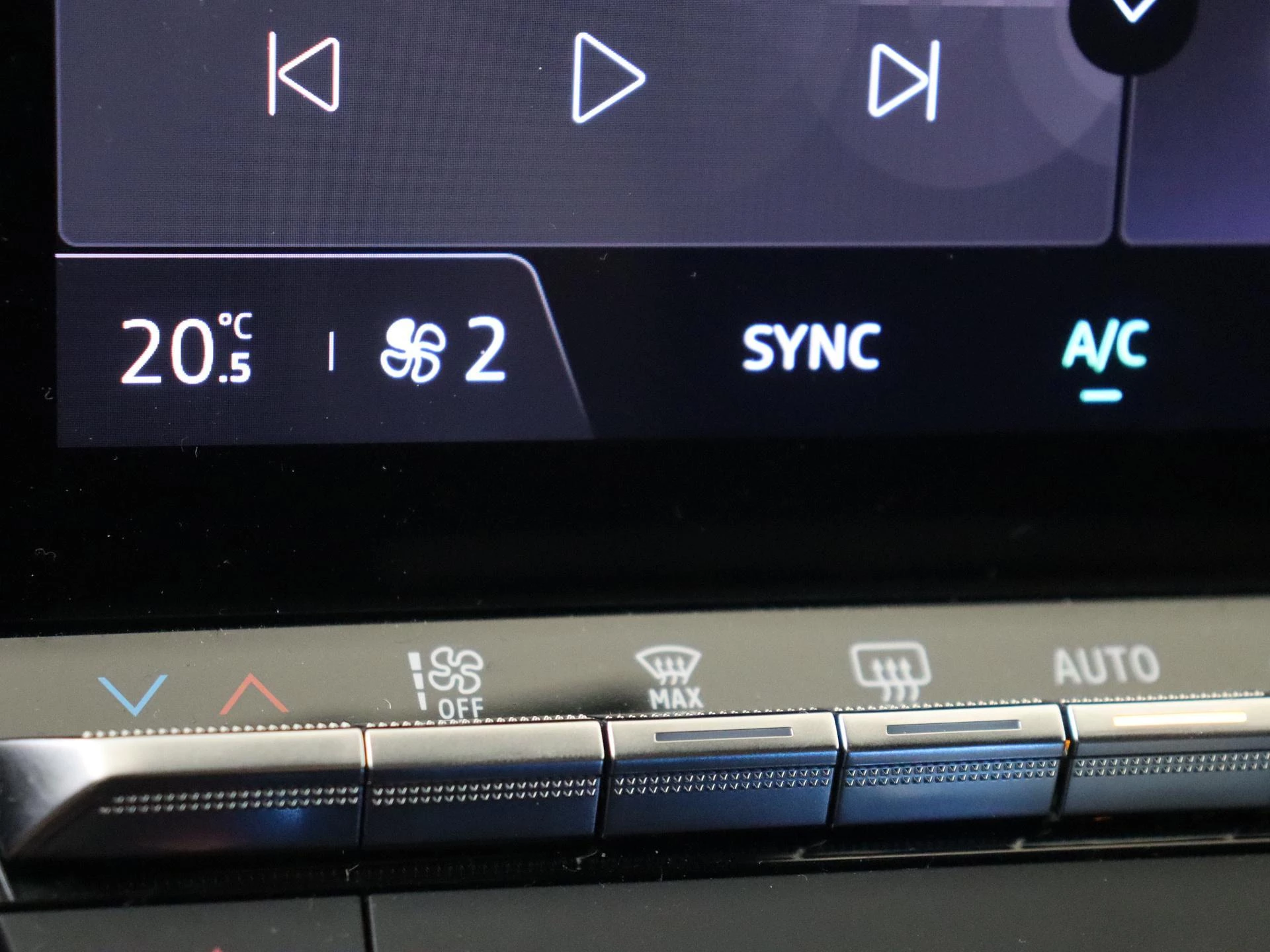 Renault-Austral-image-12