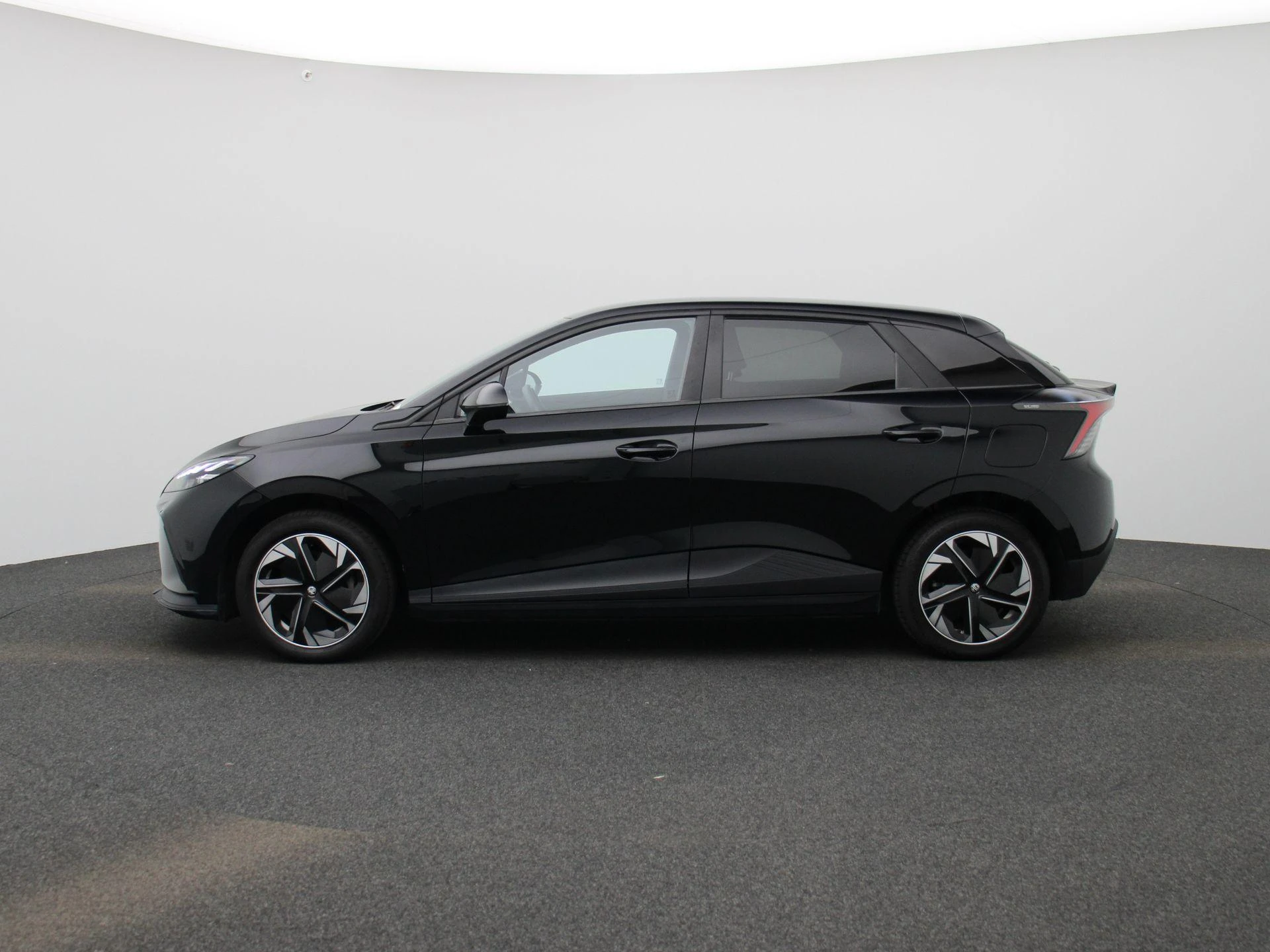 MG-MG4 EV-image-3
