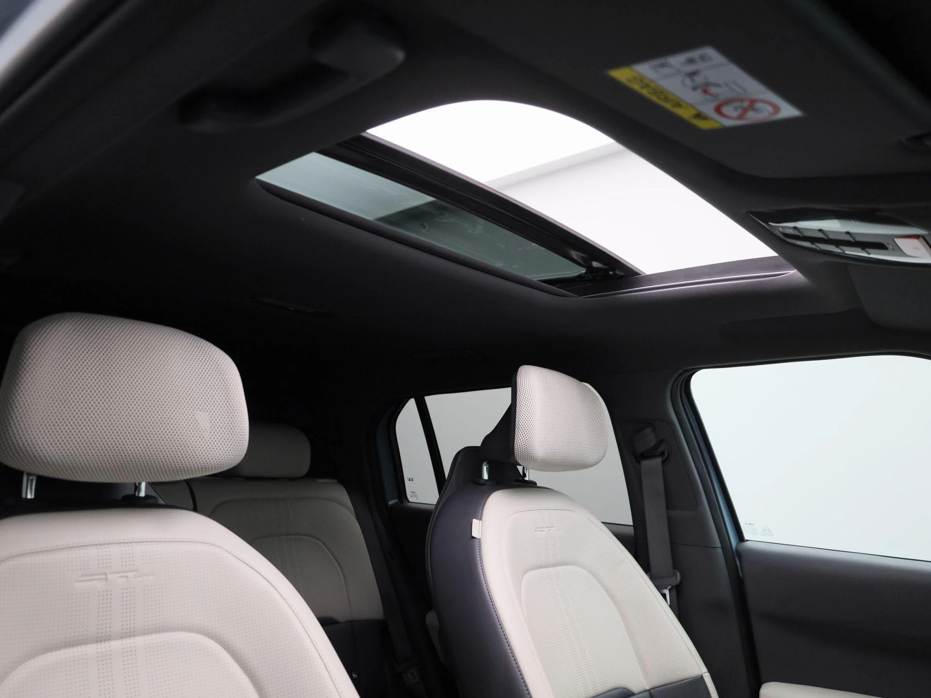 Kia-EV3-image-48
