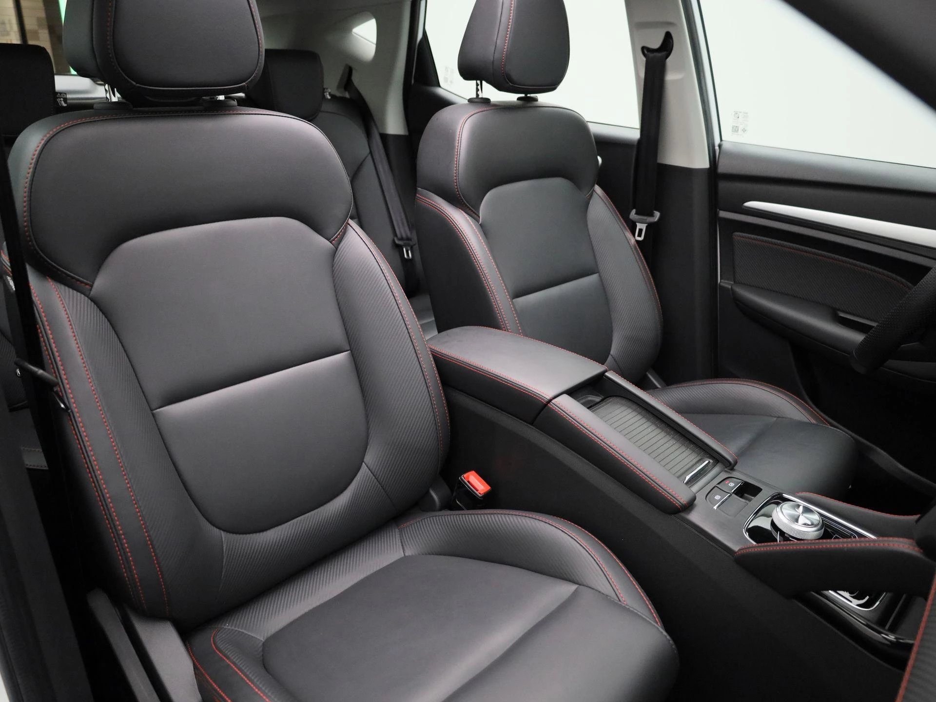 MG ZS EV Standard Range Luxury 50 kWh