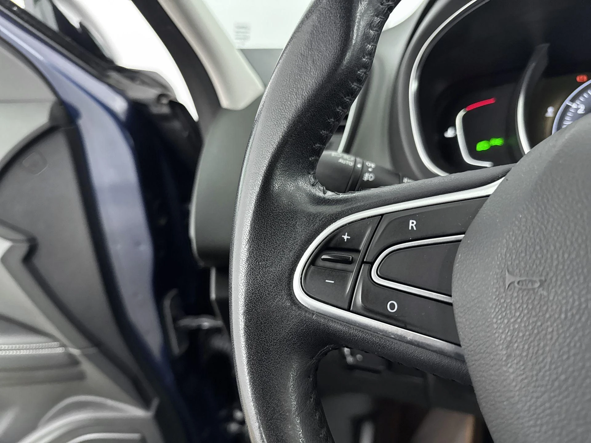 Renault-Scénic-image-5