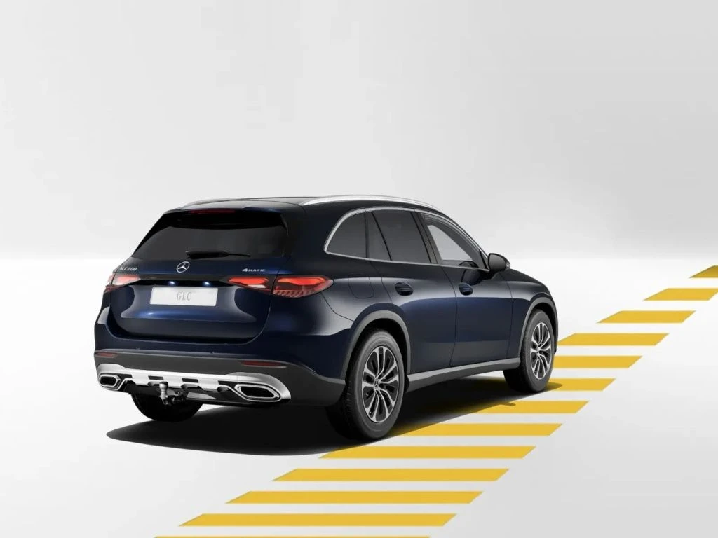 Mercedes-Benz-GLC 200-image-6