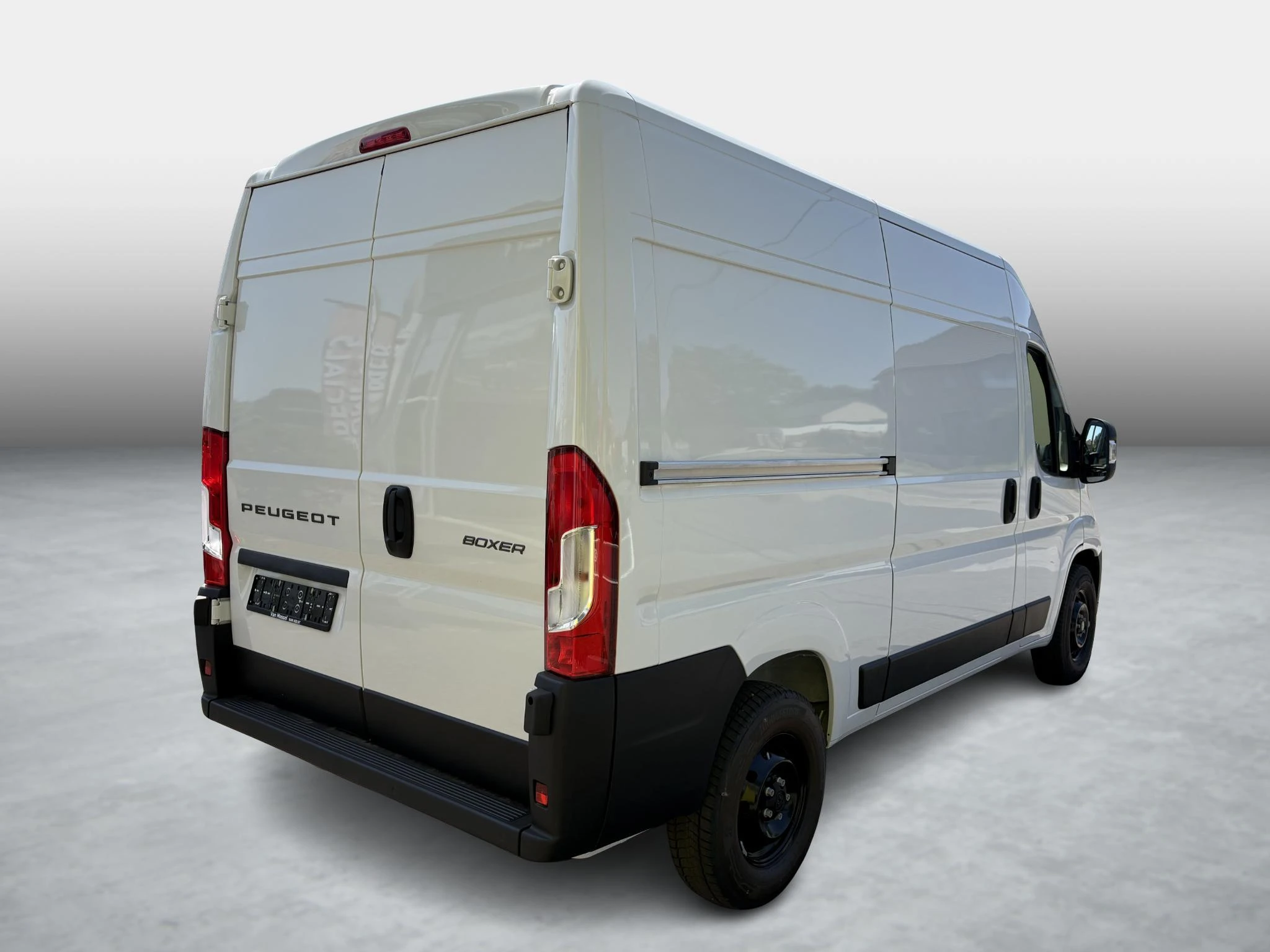 Peugeot Boxer 2.2 BlueHDi S&S 140 335 L2H2