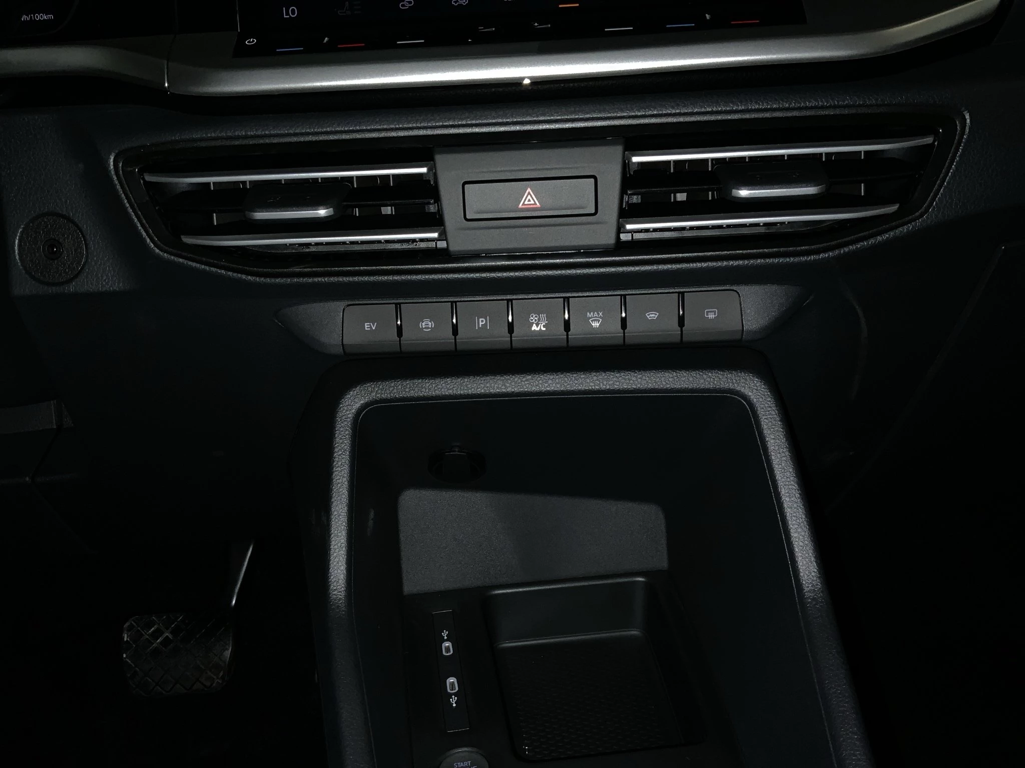 Ford Tourneo Connect Grand Titanium Langer Radstand (L2). EcoBoost PHEV