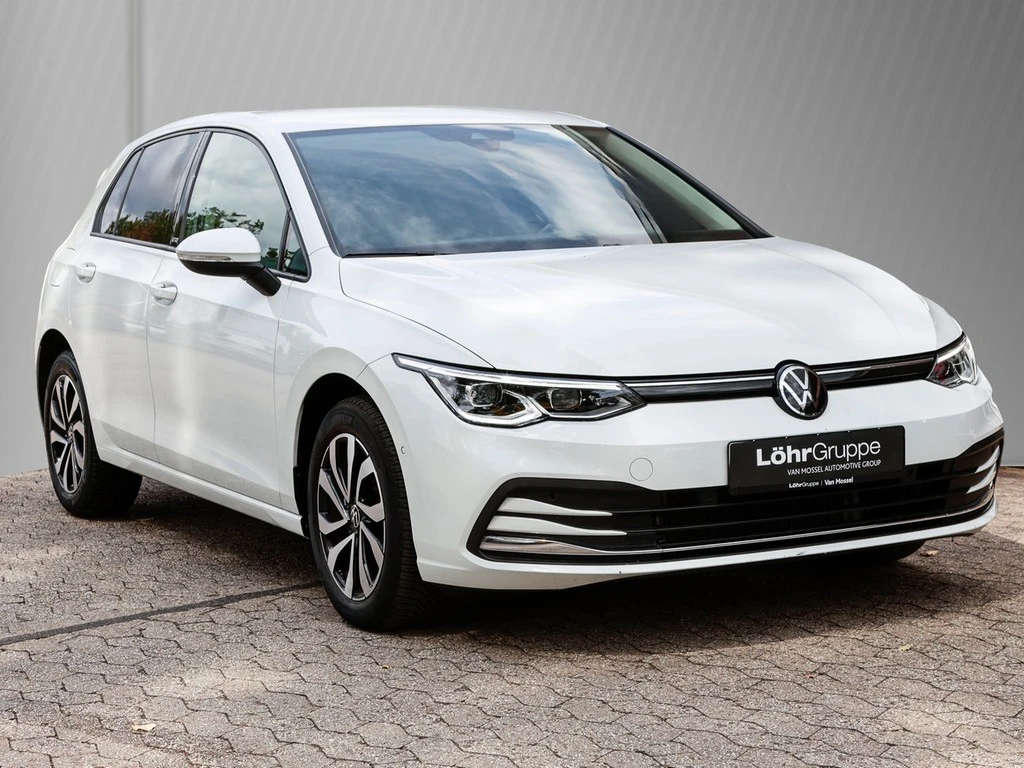 Volkswagen-Golf-image-2