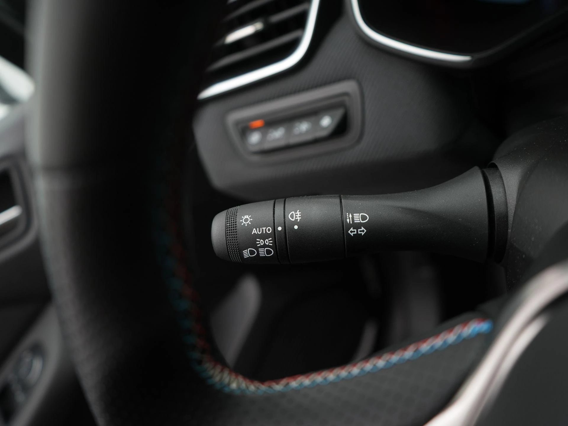 Renault-Clio-image-33