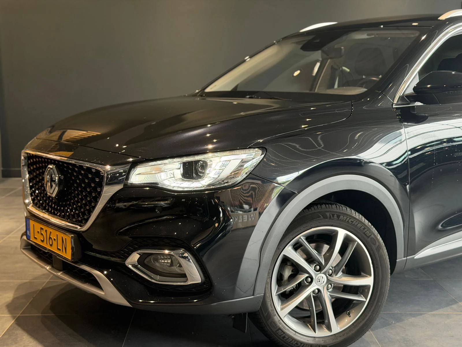 MG EHS 1.5 TGDI Edition1