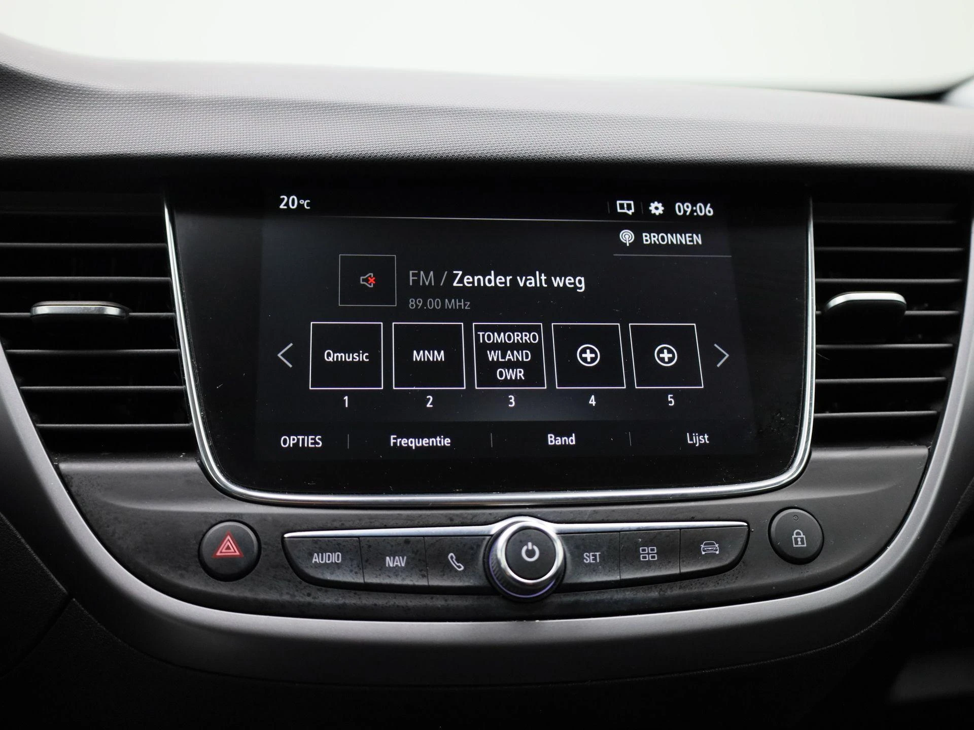 Opel-Crossland-image-21
