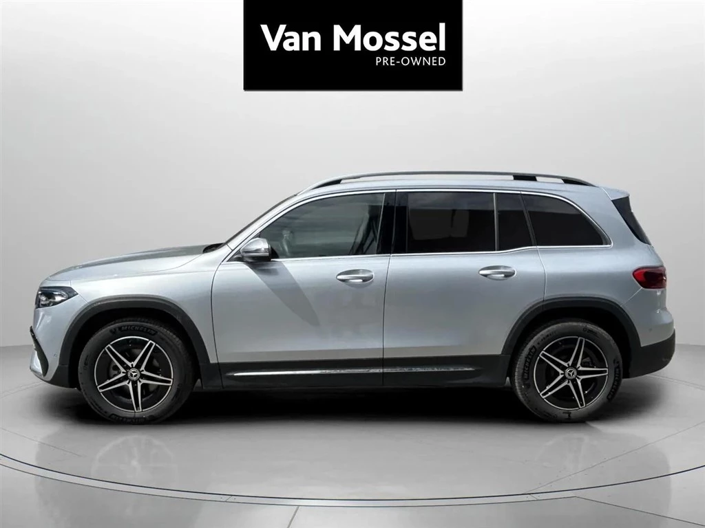 Mercedes-Benz-EQB-image-7