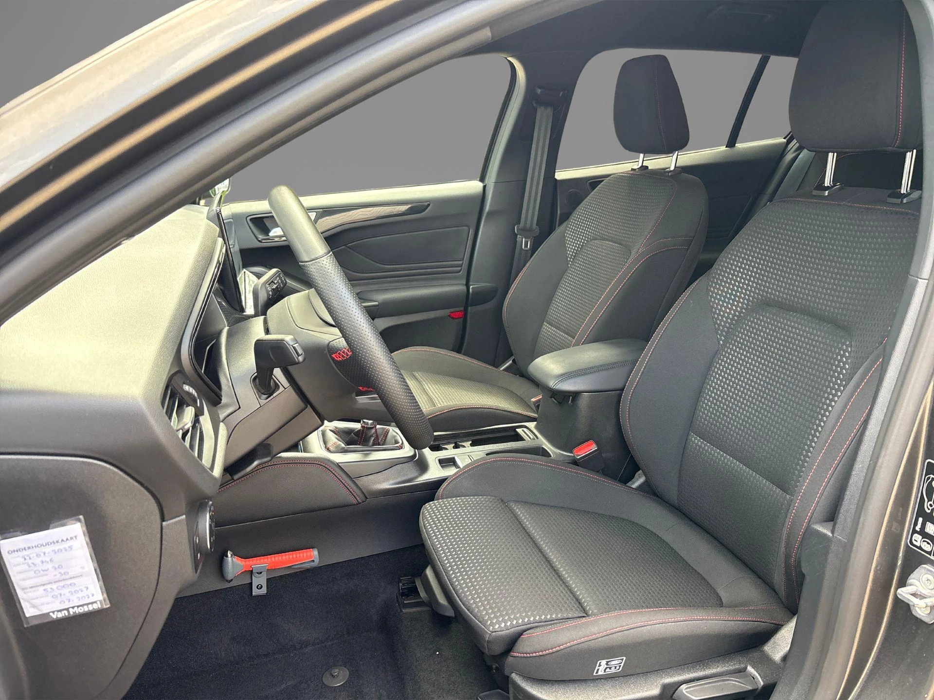 Ford Focus Wagon 1.0 EcoBoost Hybrid ST Line X