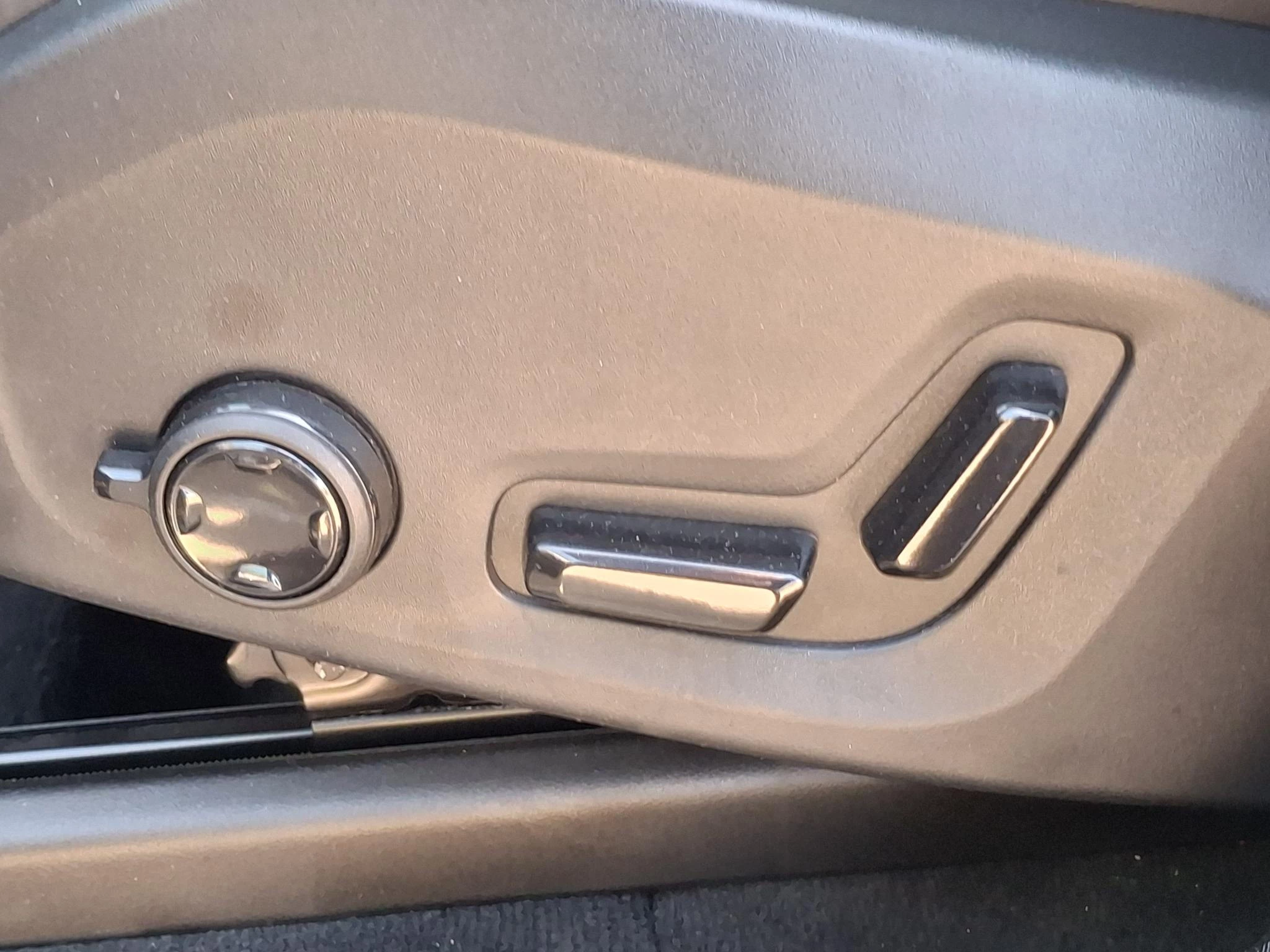 Volvo-XC90-image-5