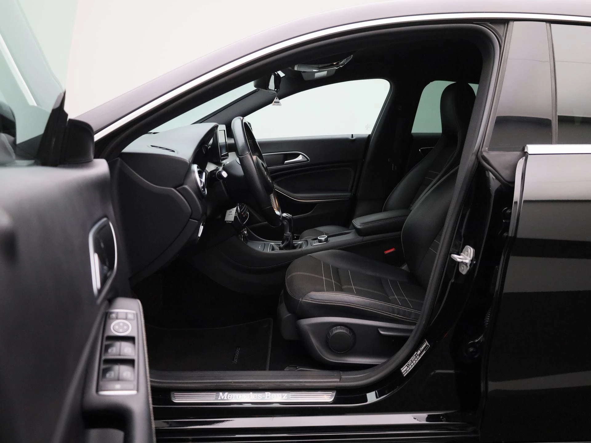 Mercedes-Benz CLA Shooting Brake 180 Ambition