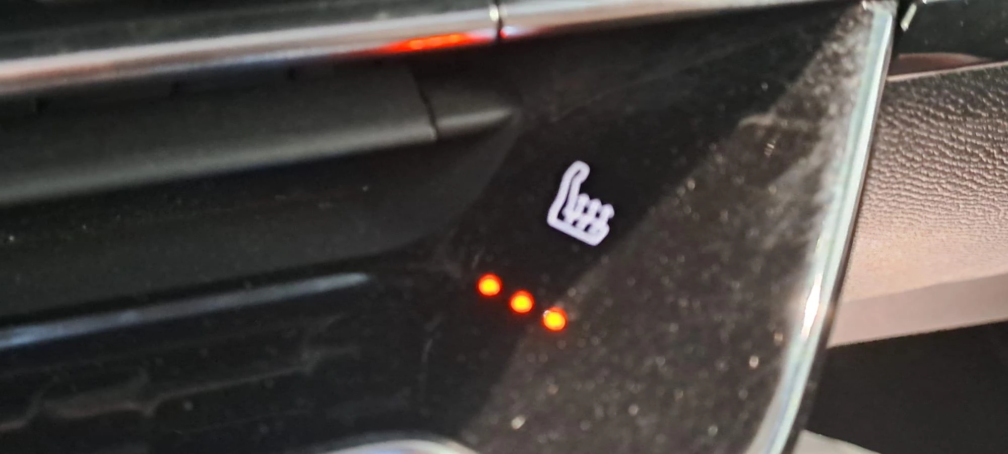 Peugeot-208-image-10