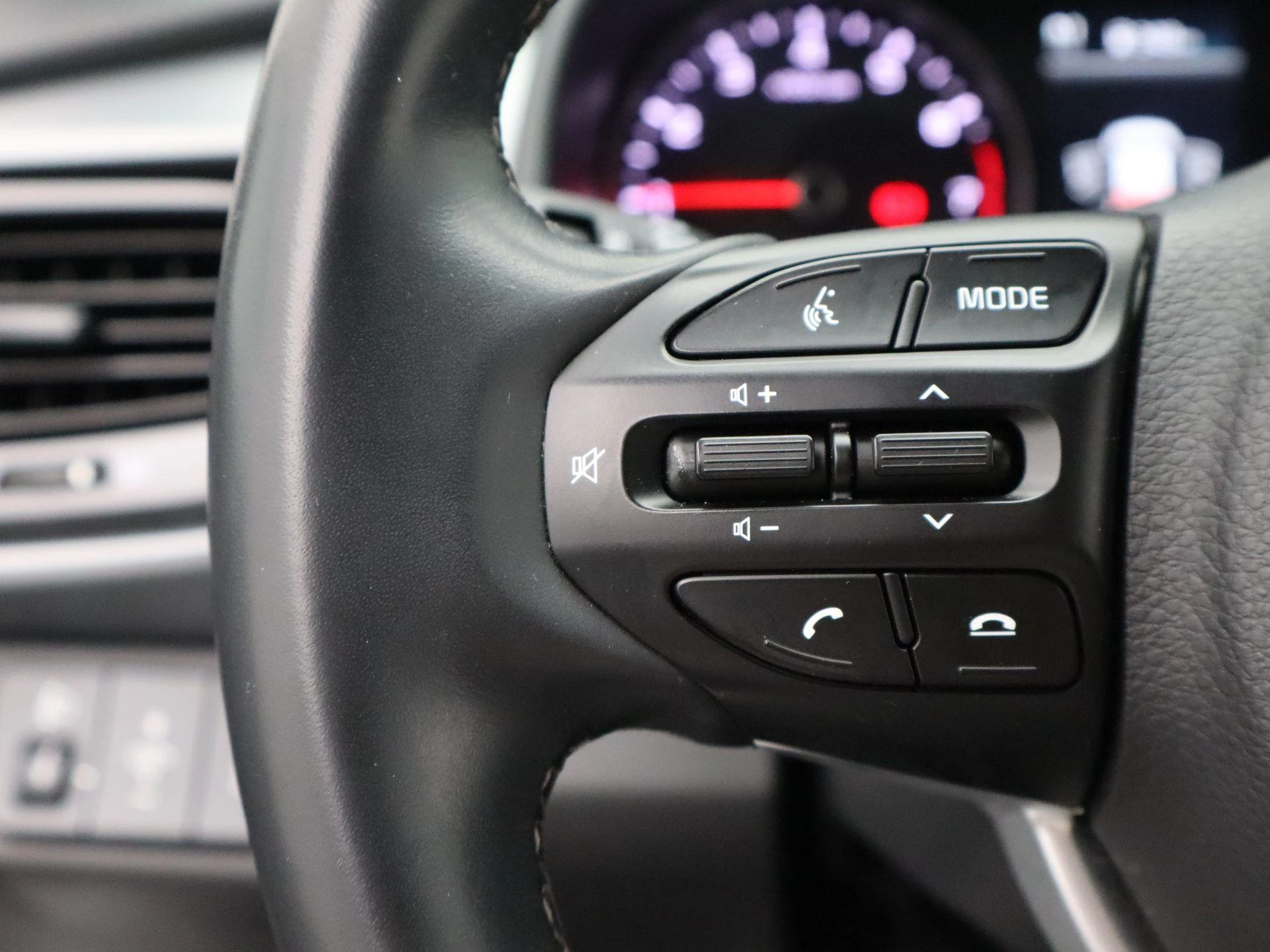 Kia-Stonic-image-24