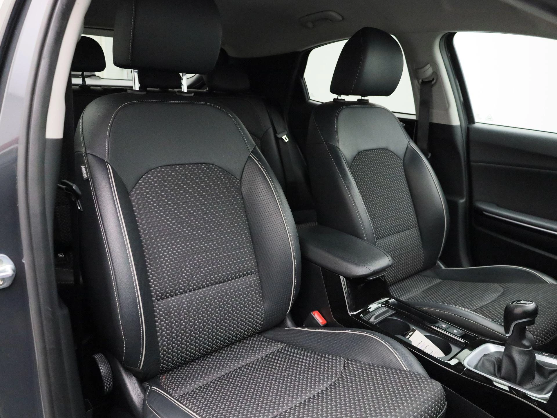 Kia-XCeed-image-35