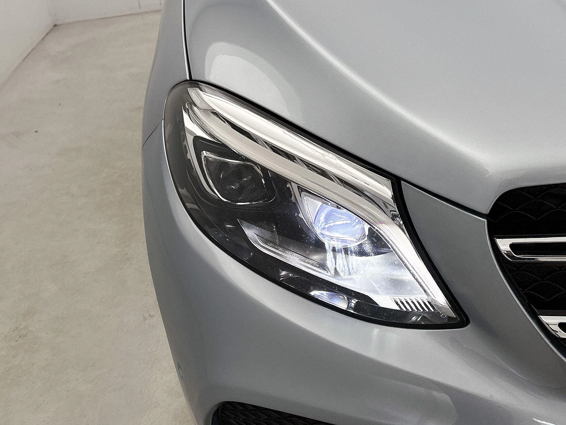 Mercedes-Benz-GLE-image-34
