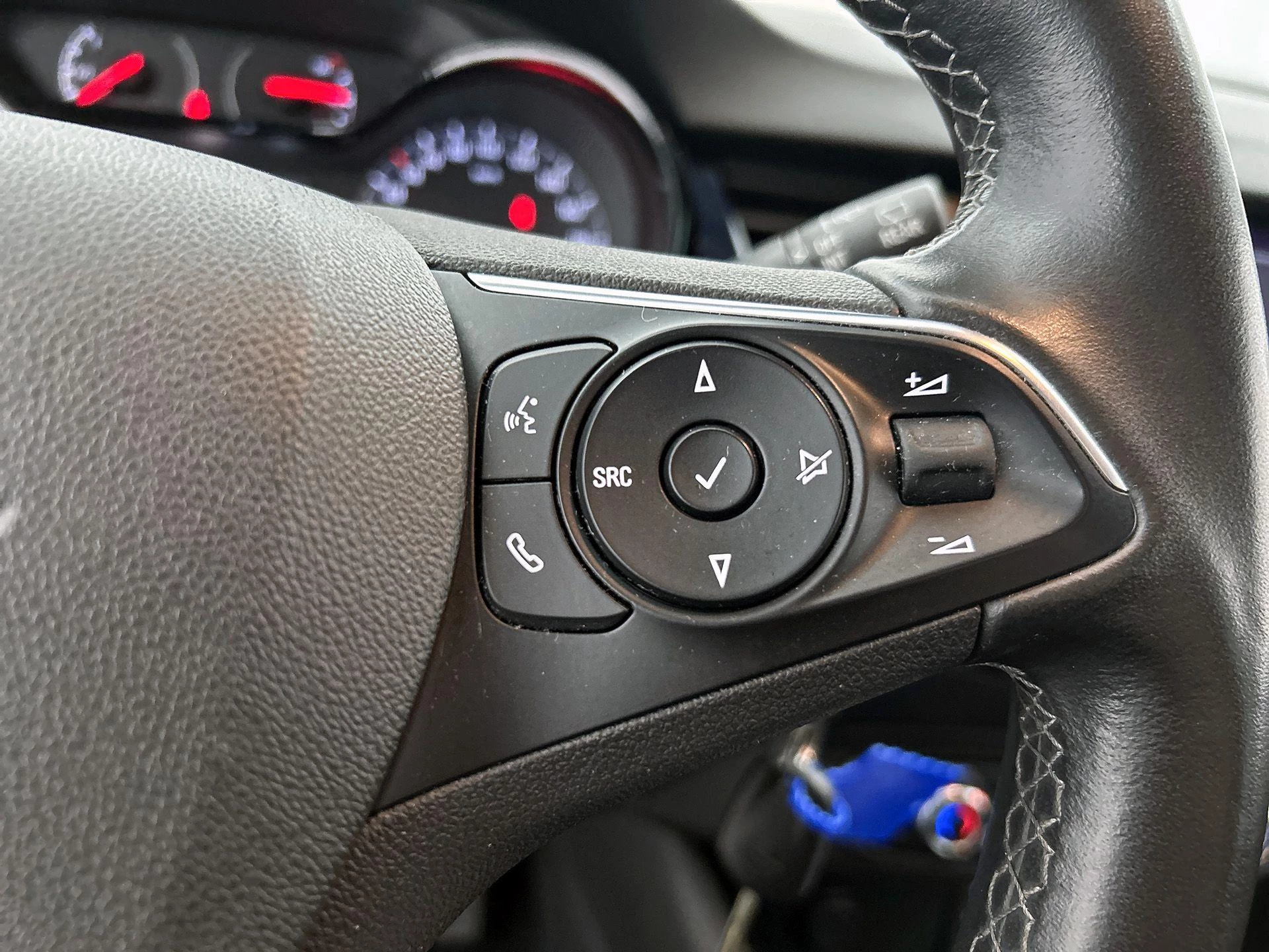 Opel-Crossland X-image-5
