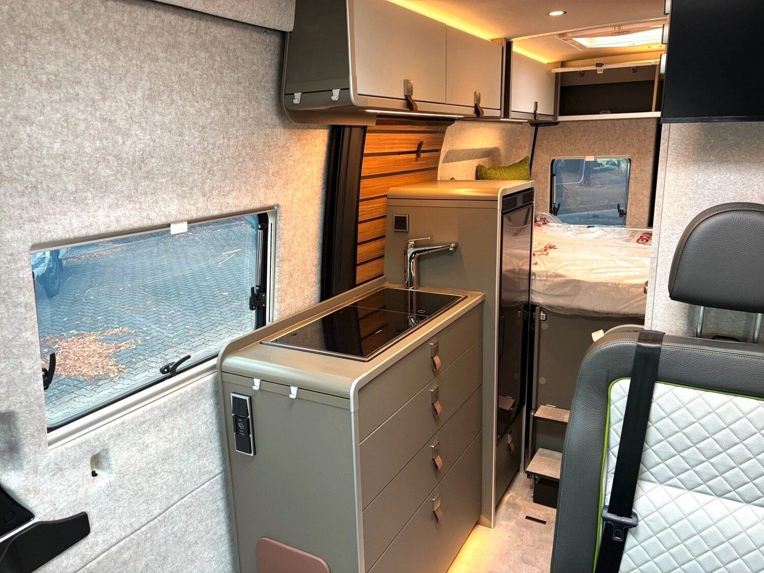 Hymer--image-12