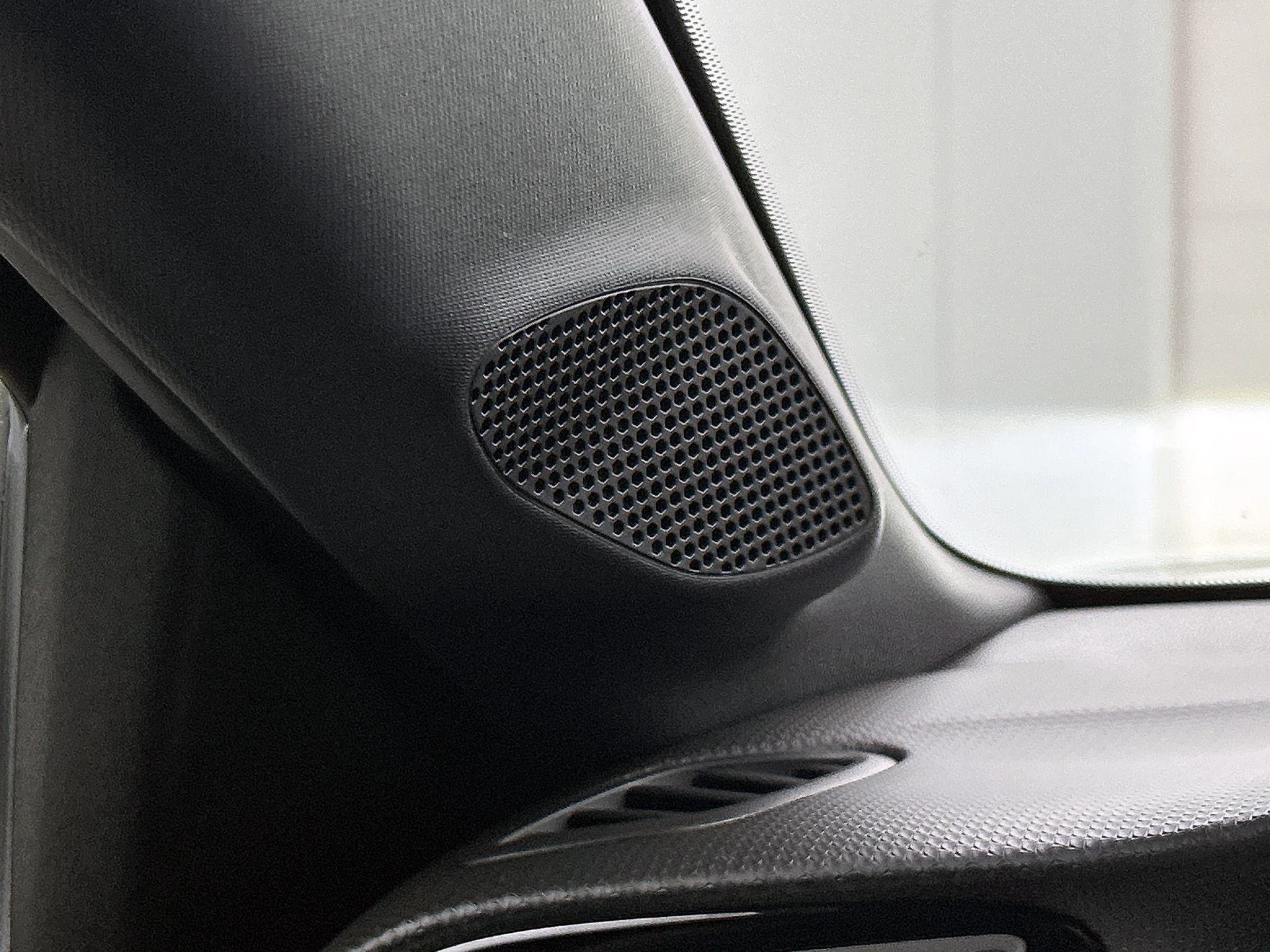 Opel-Corsa-image-13