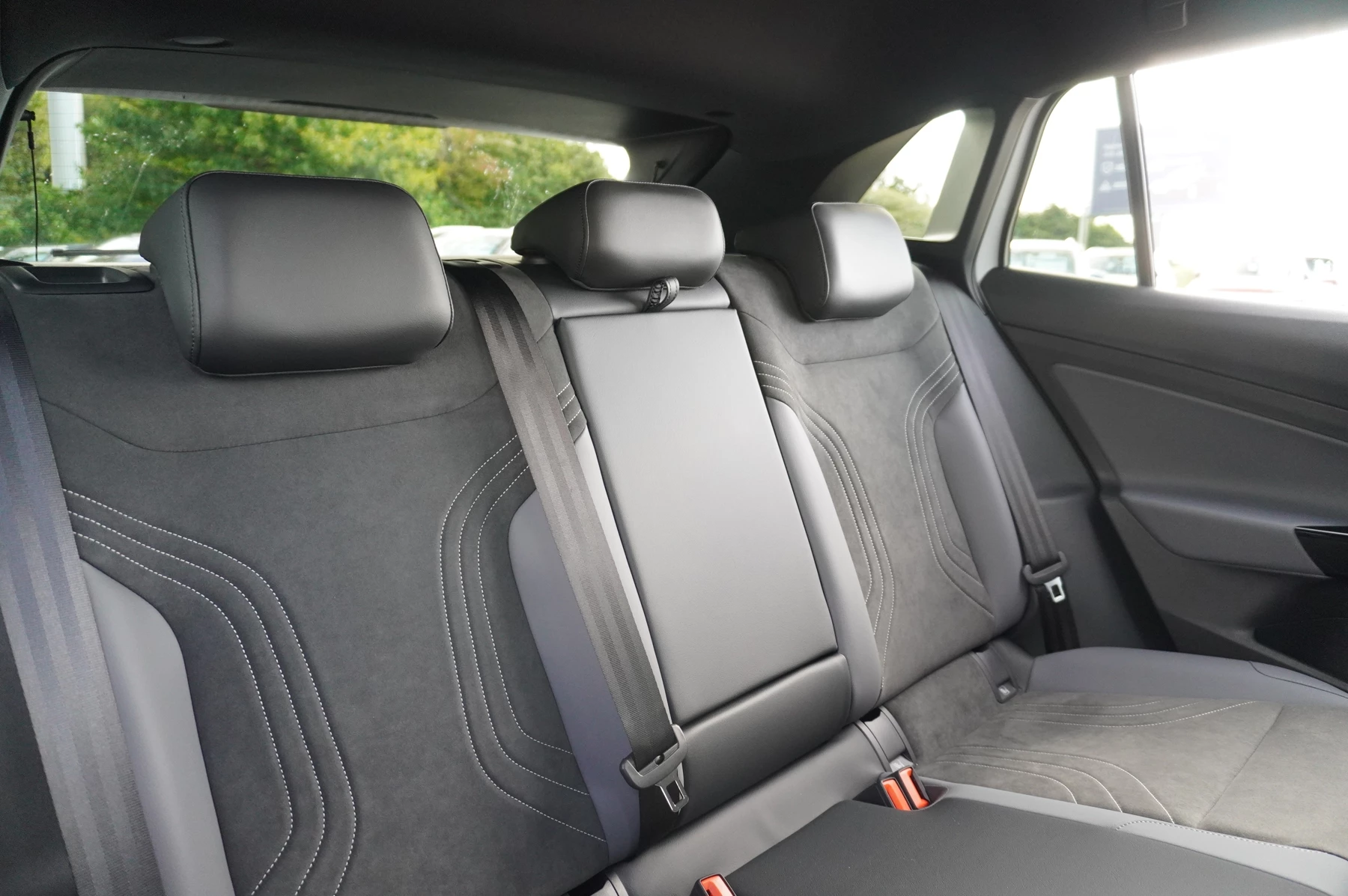 Volkswagen-ID.4-image-9
