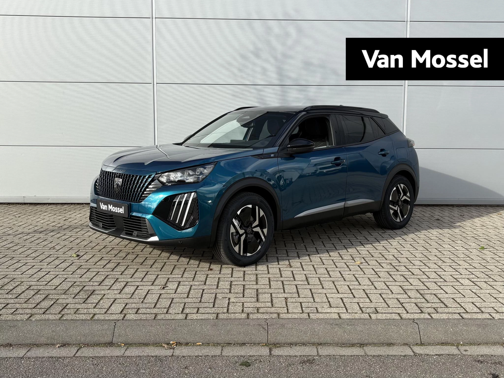 Peugeot-e-2008-image-0