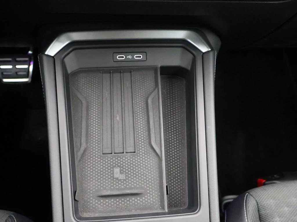 Volkswagen T-Roc T-Roc 1.5 TSI R-Line DSG * DEMO *