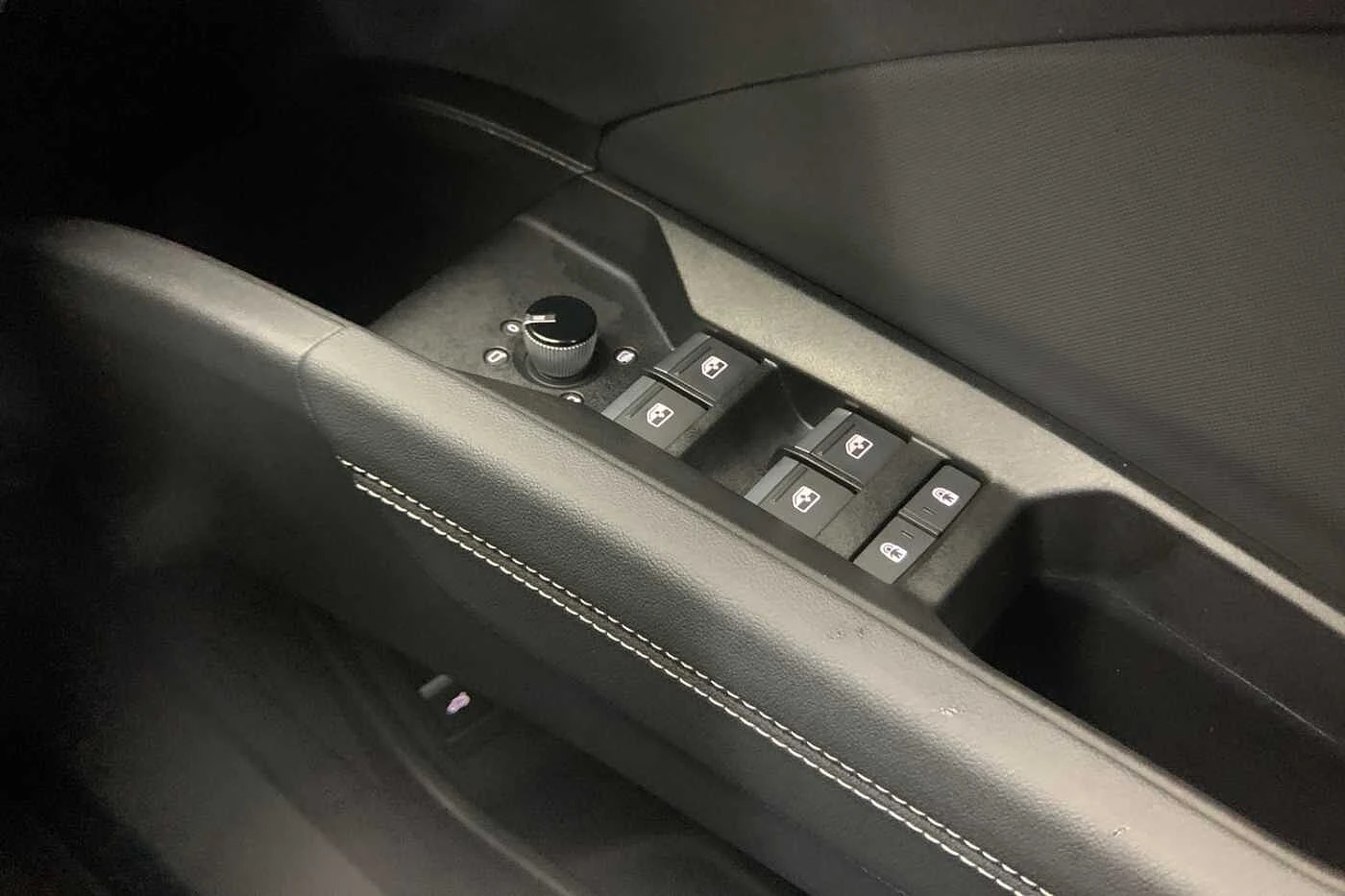 Audi-Q4 Sportback e-tron-image-23