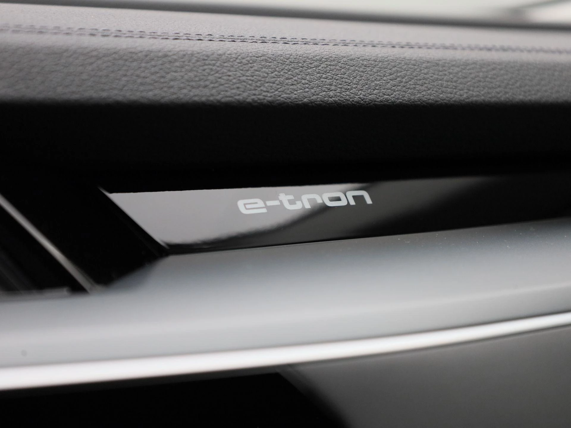Audi-e-tron-image-33