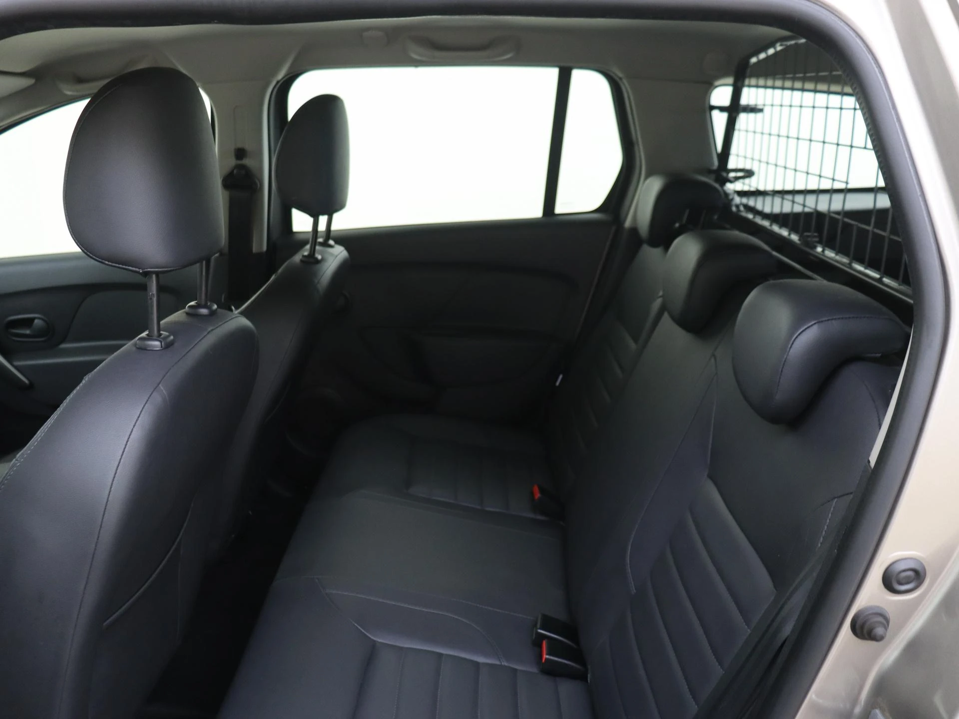 Dacia-Logan-image-15