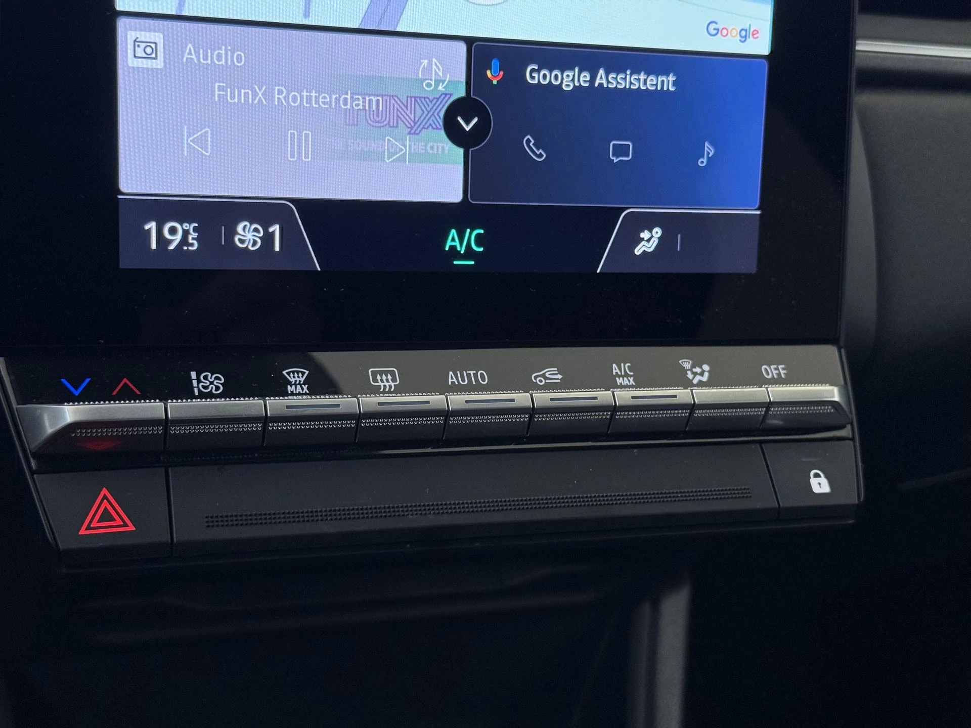 Renault-Captur-image-17