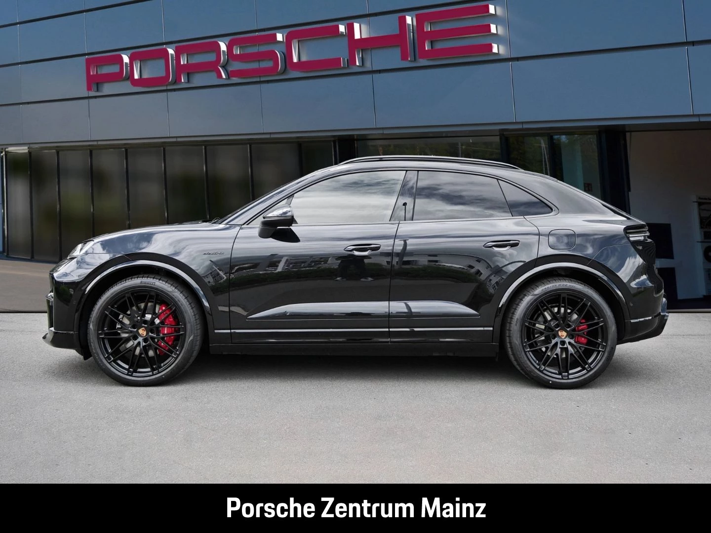 Porsche-Macan-image-6