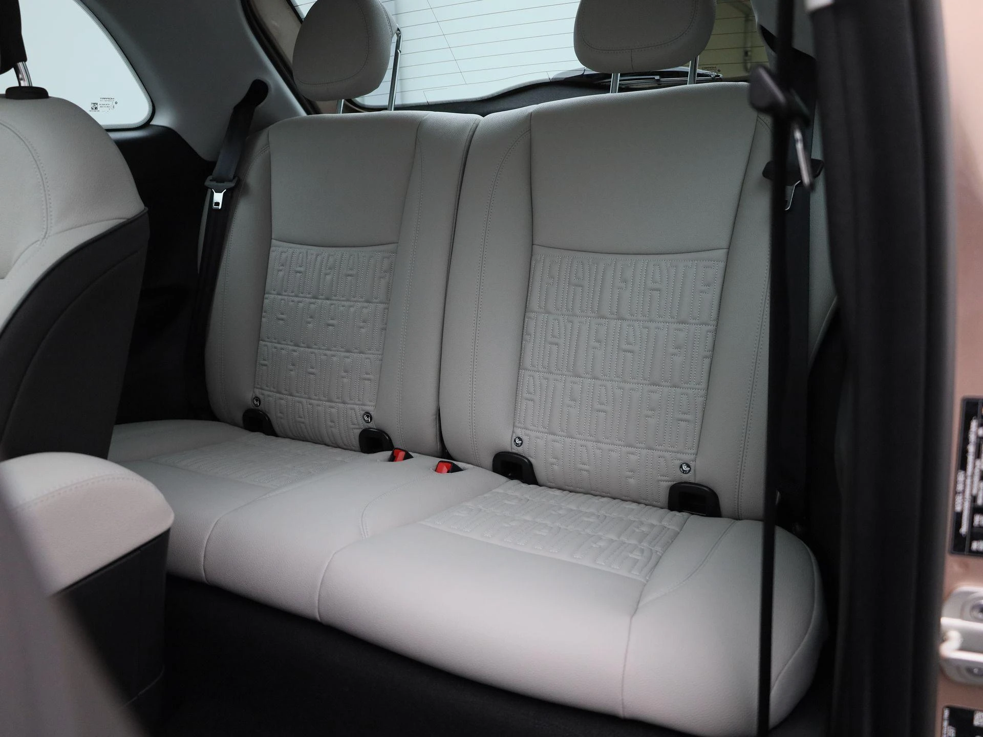 Fiat-500e-image-11