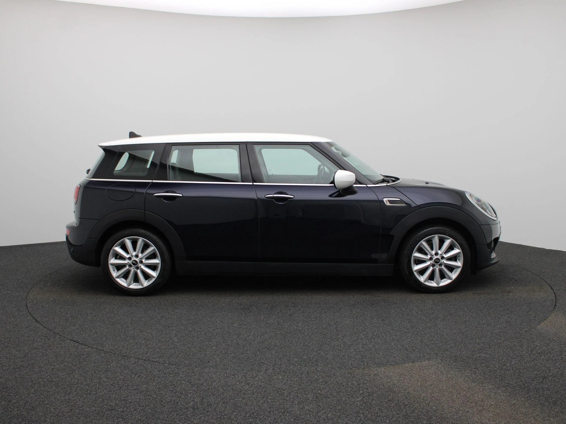 MINI-Clubman-image-6