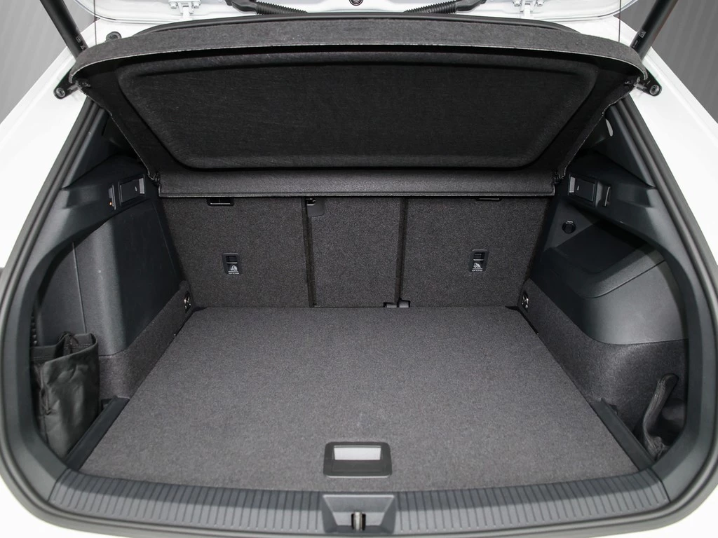 Volkswagen-Tiguan-image-4