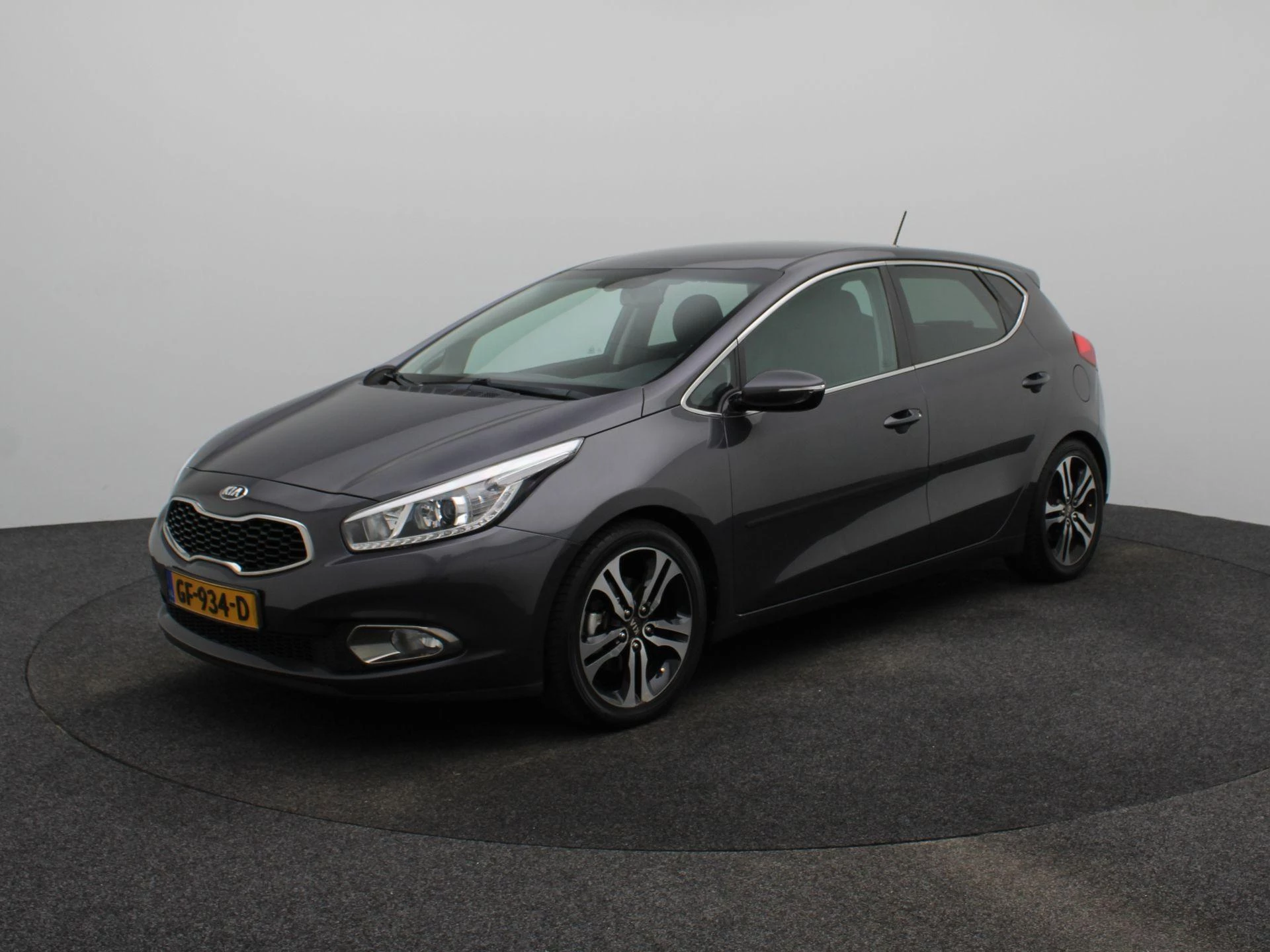Kia-cee'd-image-0