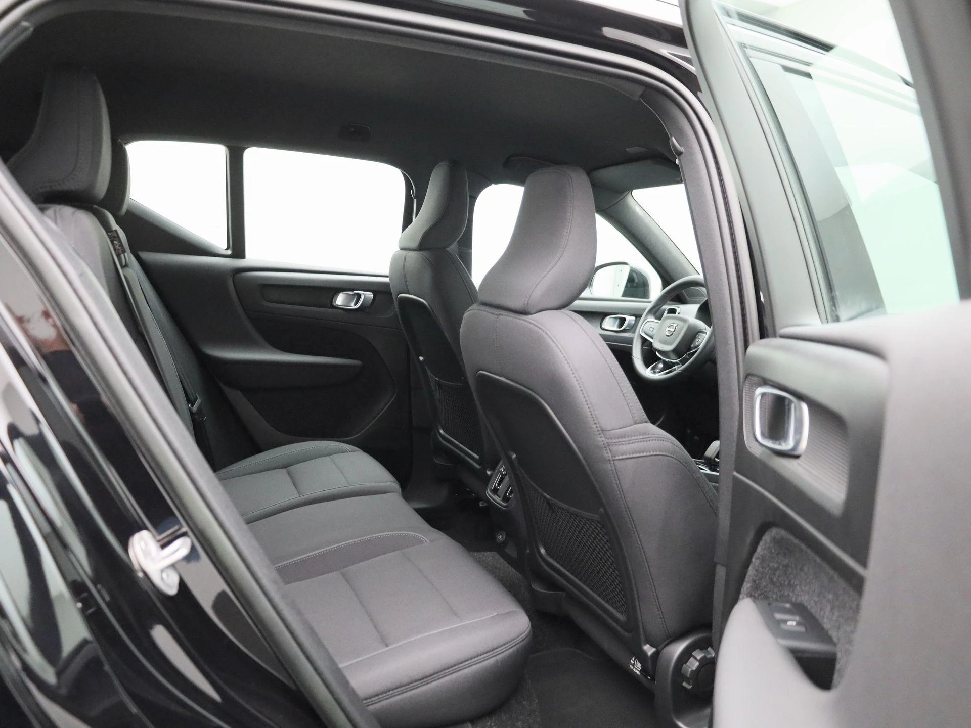 Volvo-XC40-image-32