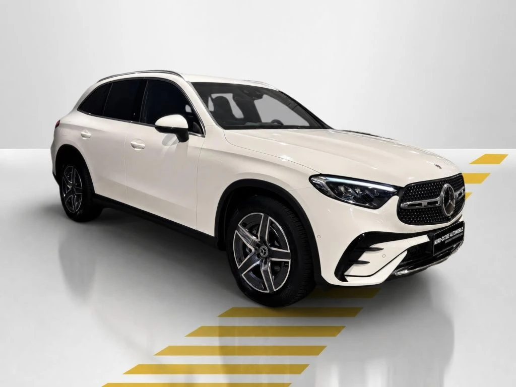 Mercedes-Benz-GLC 300 d-image-16