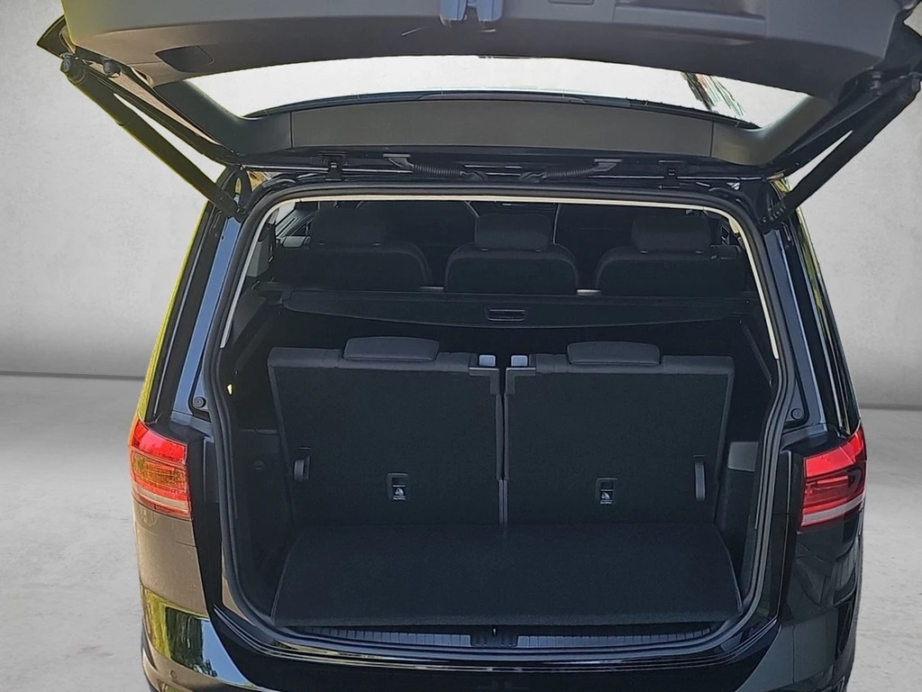 Volkswagen Touran 1,5l TSI DSG Highline *AHK*Rear View*ACC