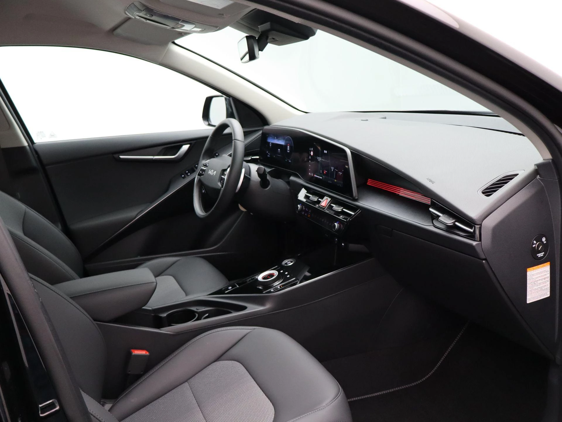 Kia-Niro-image-28