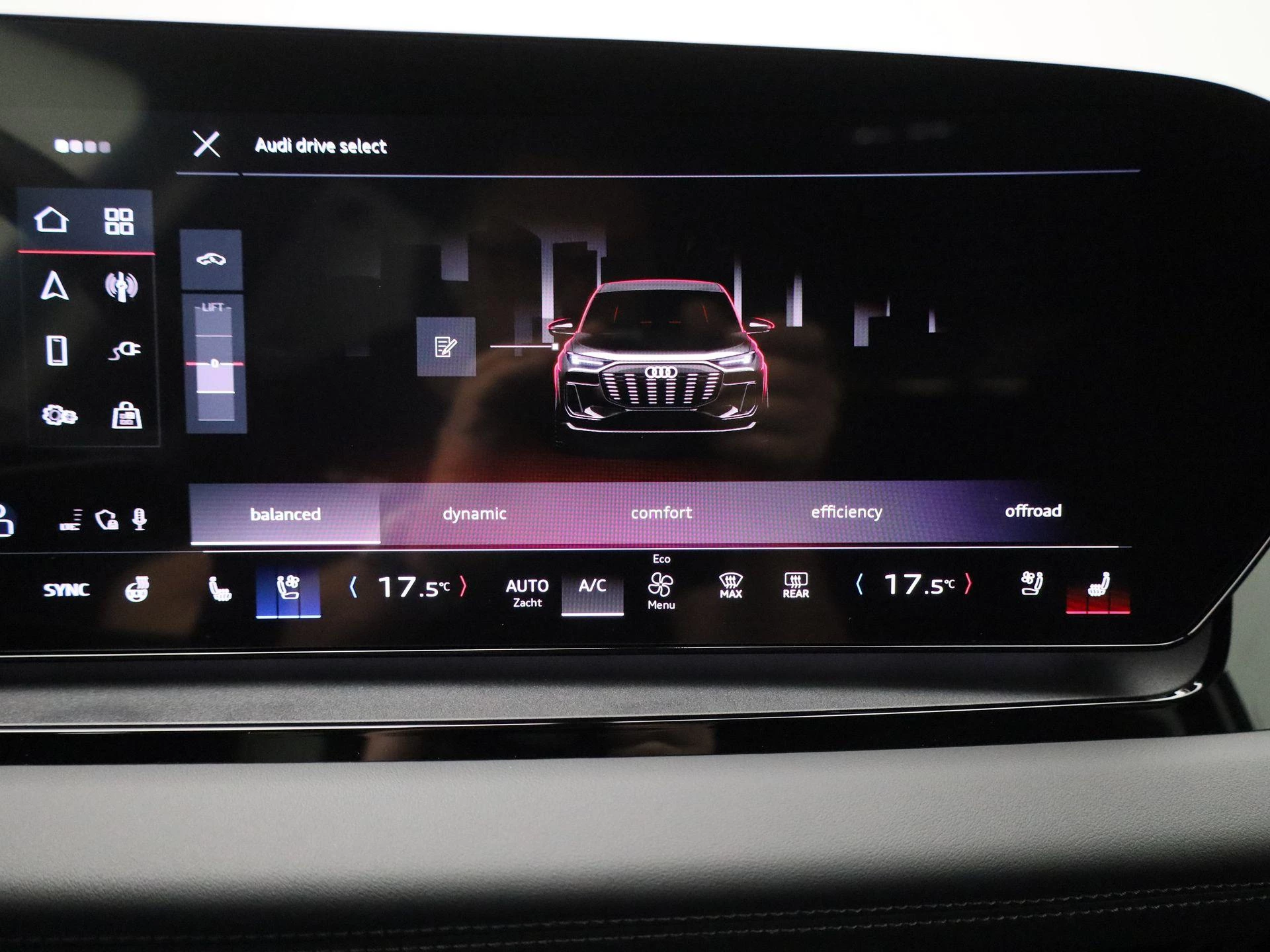 Audi-Q6 e-tron-image-33