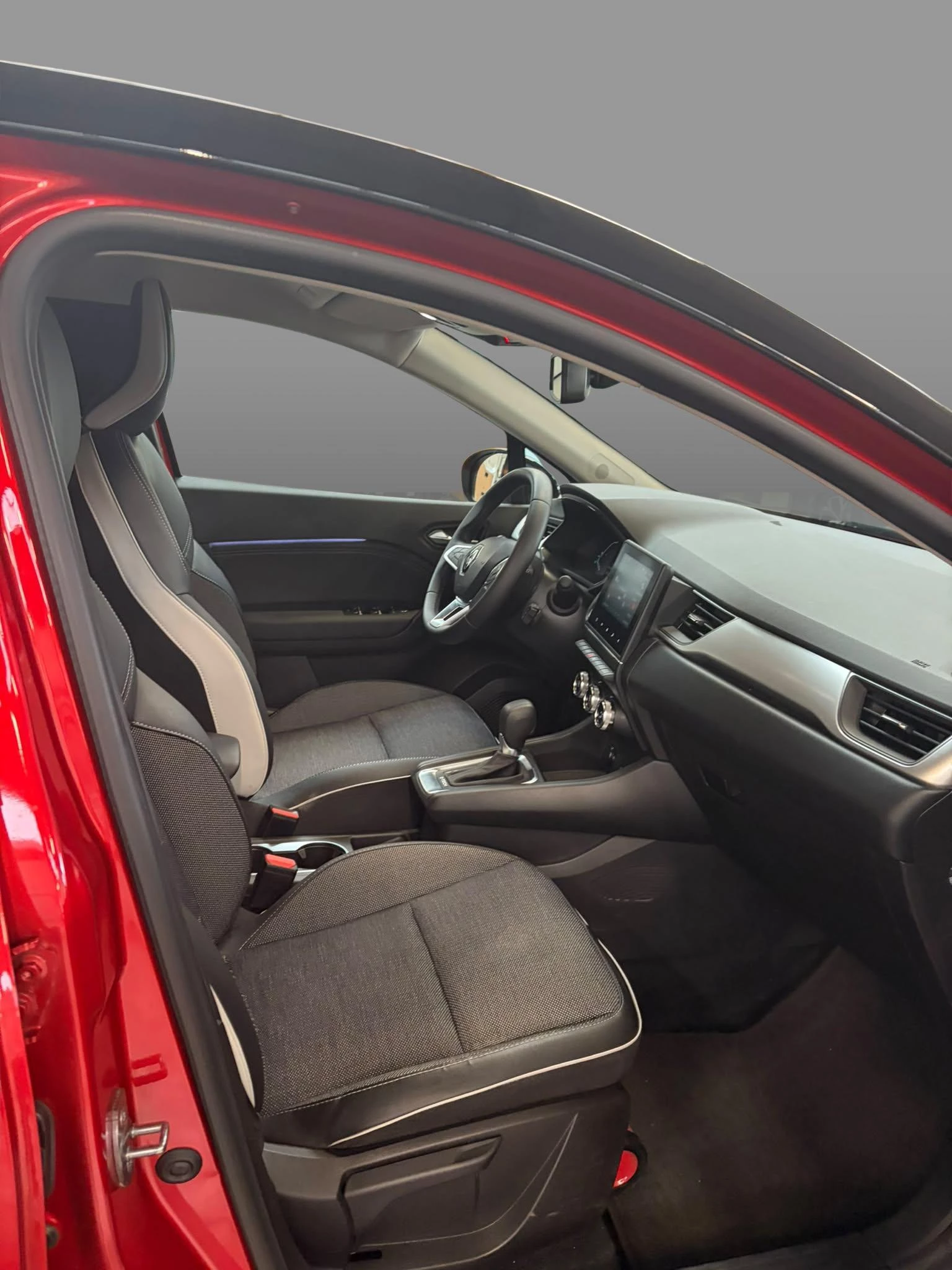 Renault Captur 1.6 E-Tech full hybrid 145 techno