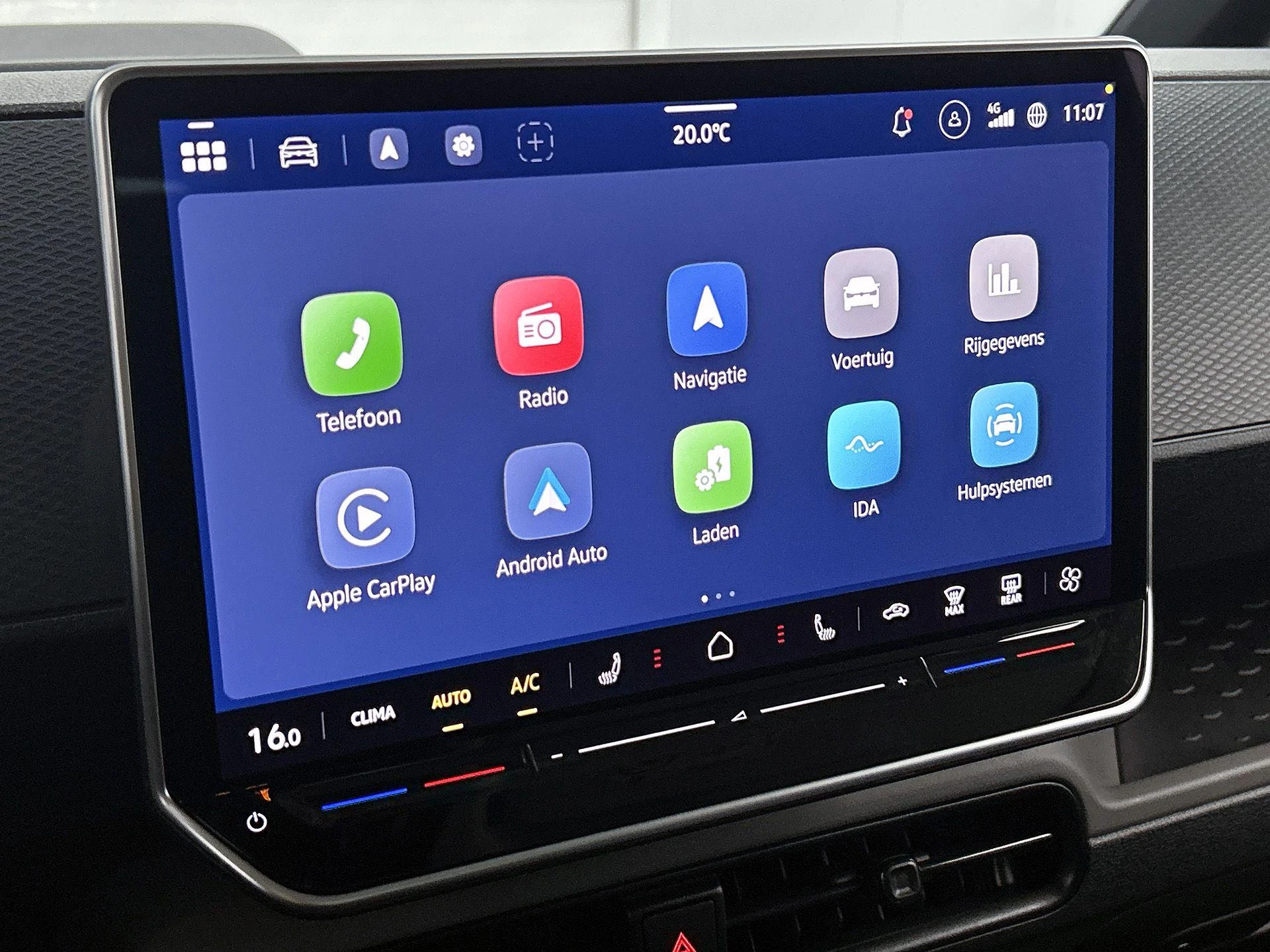 Volkswagen-ID. Buzz Cargo-image-19